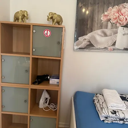 Modernesapartment 9 Mit 3 Schlafzimmer In 아파트 *