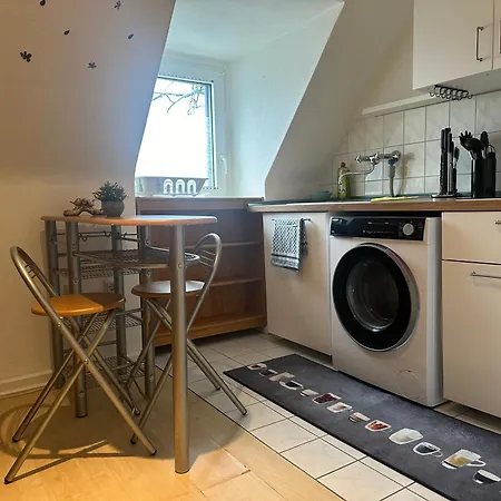 아파트 Modernesapartment 9 Mit 3 Schlafzimmer In