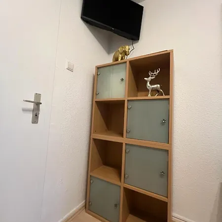 Modernesapartment 9 Mit 3 Schlafzimmer In 아파트 *