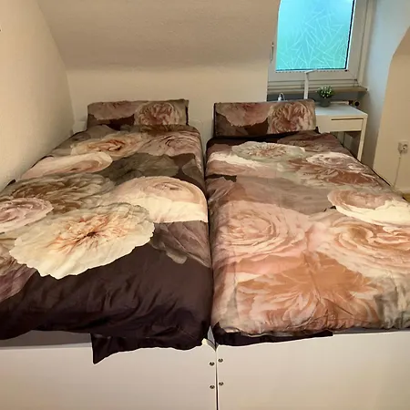 아파트 Modernesapartment 9 Mit 3 Schlafzimmer In